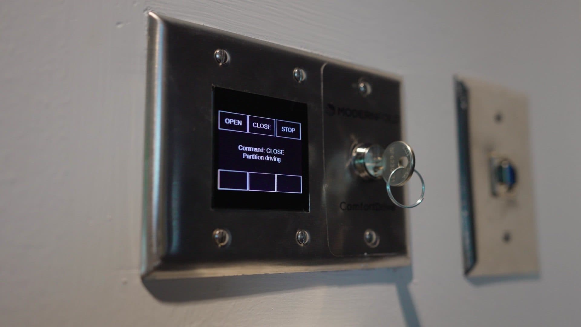 Wall-mounted ComfortDrive touch screen control