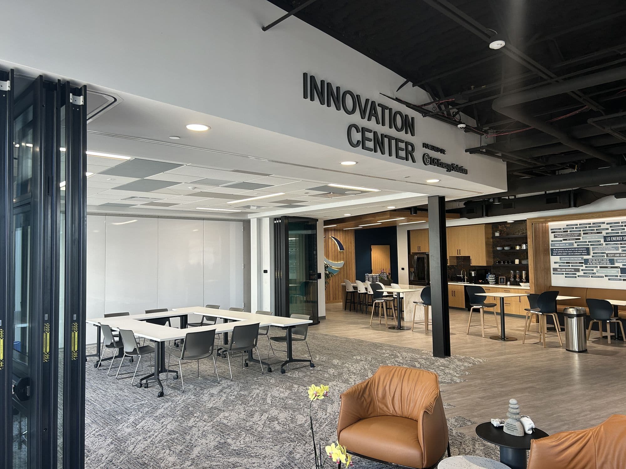 Innovation Center at the West Coast Chamber of Commerce opened to the office with the Acousti-Clear panels stacked, seen from the corner