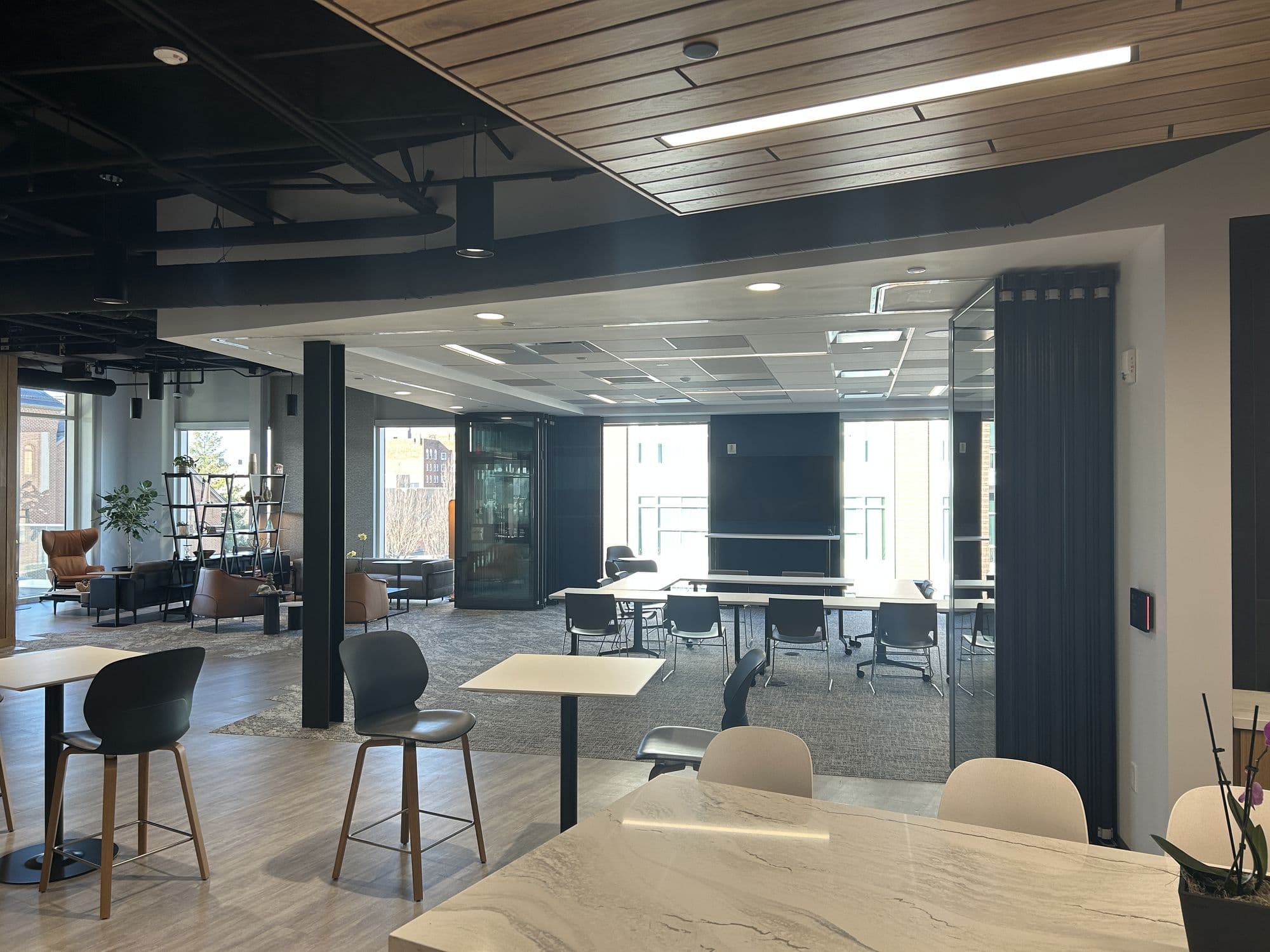 Open Innovation Center with the Acousti-Clear glass panels stacked at the end of the run